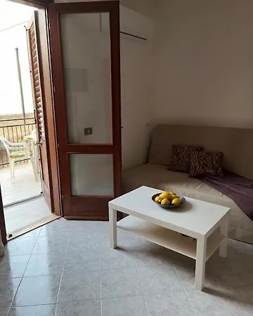 Casa Sole E Limone דירה *